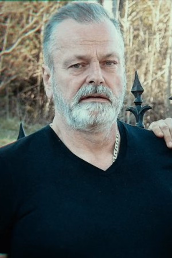 Eirik Jensen: Polis veya Sahtekâr