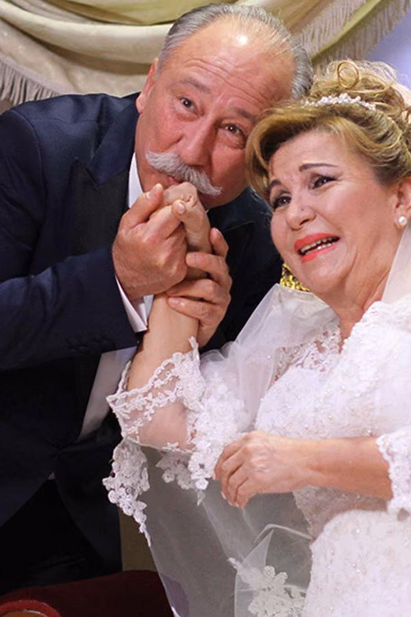 Hangimiz Sevmedik