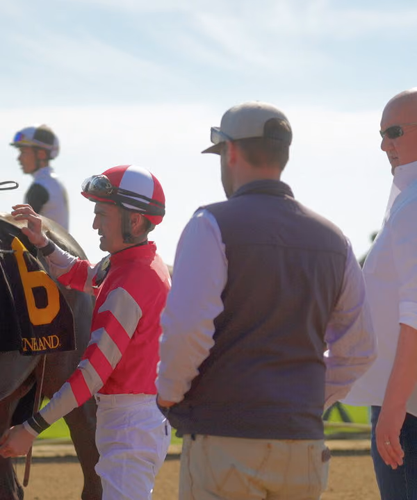 Race for the Crown - La Gloire Au Galop