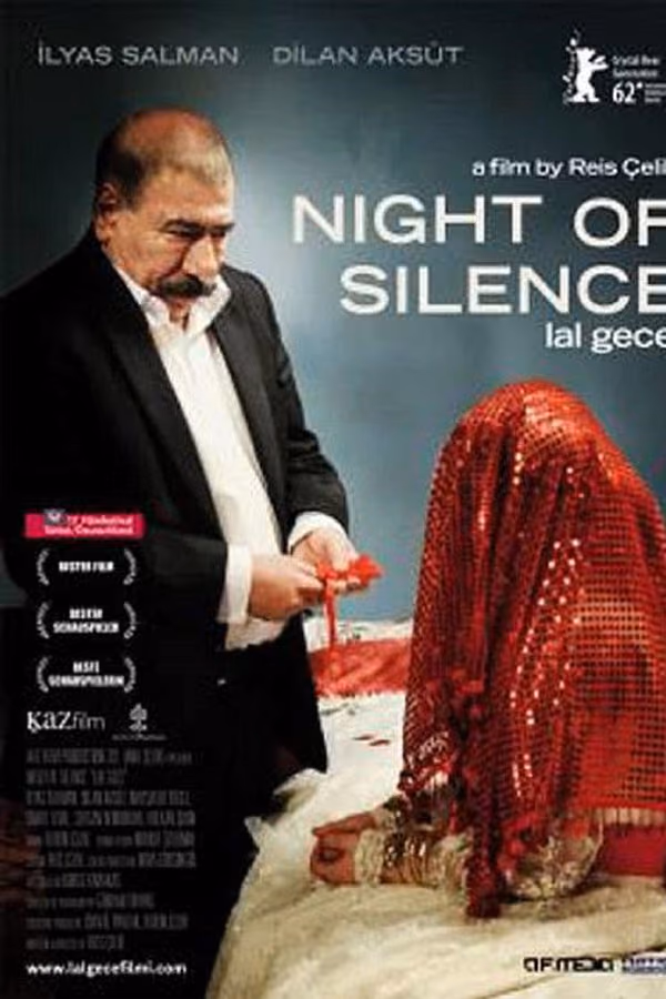 Lal Gece (2012)